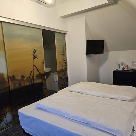 Hotel Restaurant De Stadsherberg فرانيكير المظهر الخارجي الصورة